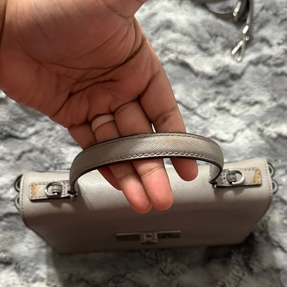Michael Kors gray purse - Picture 3 of 11